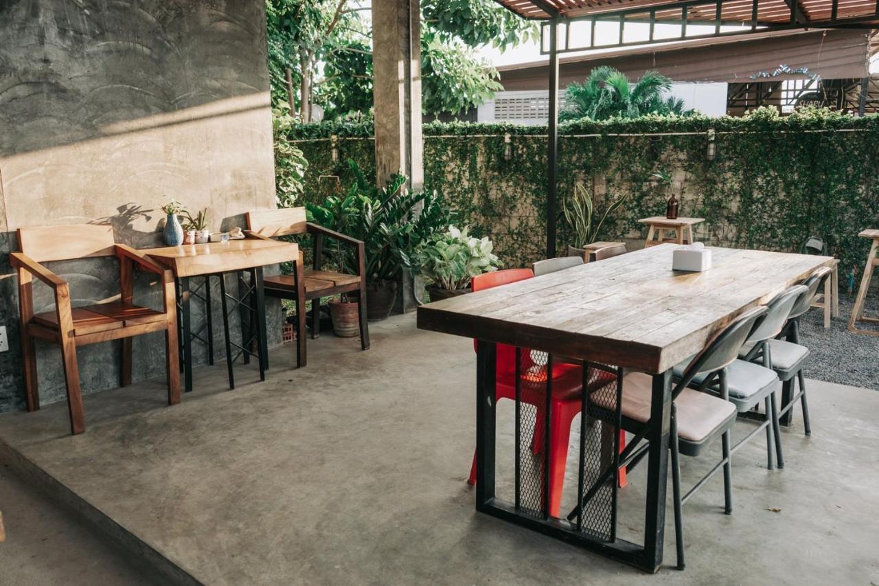 Hostel Yoji House And Cafe Ban Wiang Exteriér fotografie